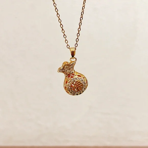 ✨ Good luck”福” bubble money bag Pendant Necklace - Picture 1 of 7